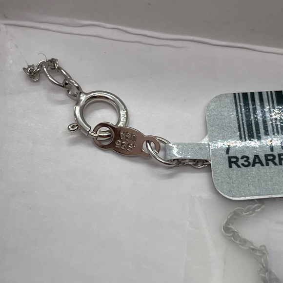 White Sapphires Pendant Necklace - Picture 9 of 12